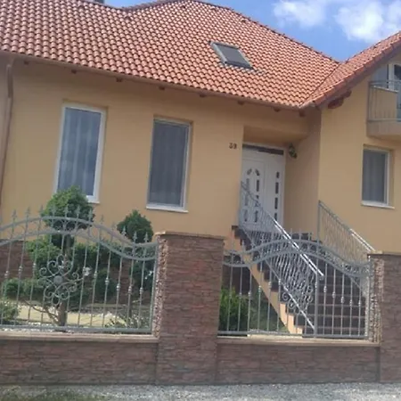 Apartment Oereghegy Vendeghaz Egerszalok